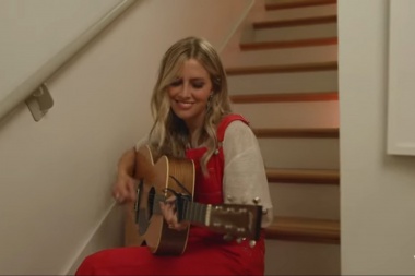 Catie Offerman - Get A Dog