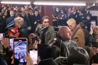 Green Day y Jimmy Fallon rockeron en el metro de New York