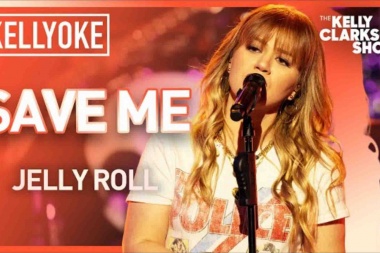 Kelly Clarkson hace gala de su poderosa voz interpretando un hit: Save Me