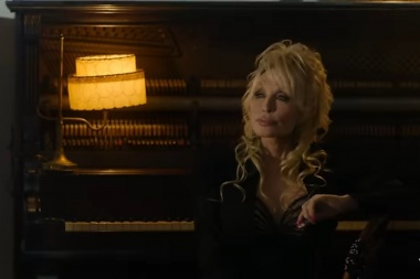 Flamante version de un temazo del country music: Southern Accents por Dolly Parton