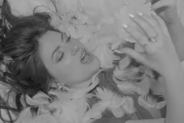 Angelina Alexon presenta una nueva historia