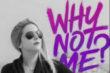 Jimena Arroyo rockea mirando al mundo de frente