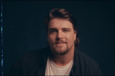 Gavin Adcock y el espiritu libre de Outside Dog