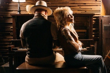 Zac Brown Band junto a Dolly Parton le dieron un toque distinto a Butterfly