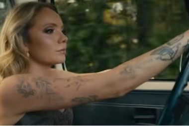 Danielle Bradbery le puso imagenes a Dent