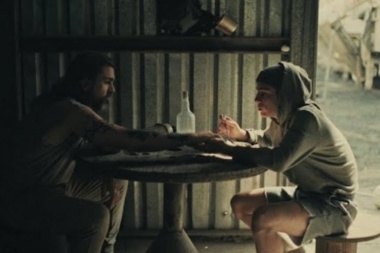 Juanes dejo caer las imagenes para su nuevo visual: Veneno