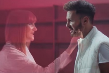 Axel y Rozalen unen sus voces en Solo Tu Voz, un himno al amor que frena el reloj