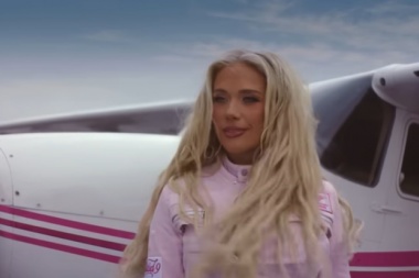 Megan Moroney sigue reflejando el curso de su historia musical