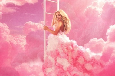 Megan Moroney sigue fiel a su sentir en Cloud 9