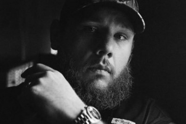 Luke Combs - Be By You