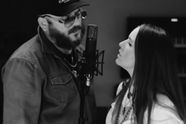 Paul Cauthen y Delaney Ramsdell comparten Chain Smoking