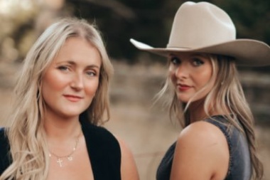 JaimesonRhy comparte Blue Cowgirl