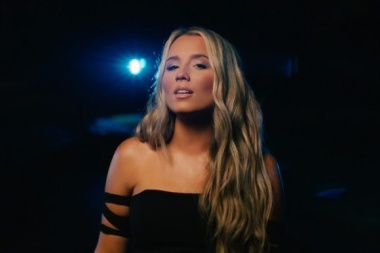 Gabby Barrett le puso imagenes al adios: asi es el nuevo video de The Easy Part