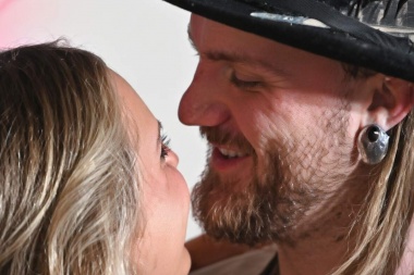 Jackson Dean se deja llevar en Hey Mississippi