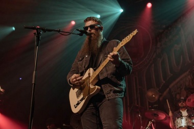 49 Winchester comparte una versión en vivo de “Everlasting Lover” desde Londres