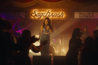 Emily Nenni estrena video filmado en Austin para acompañar su nuevo álbum
