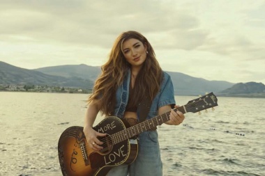 Tenille Townes debuta un estreno country ideal para frenar la rutina