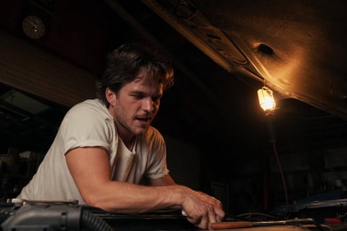 Noah Hicks y los recuerdos detrás de “Chevy Again” en su nuevo video