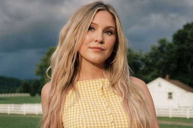 Karissa Ella le dio un toque de orgullo rural estadounidense a “The Country”