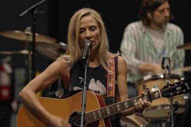 Sheryl Crow presenta “Freedom Bus” junto a Jesse Welles