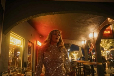 Grace Potter le pone rock a “Main Street U.S.A.”