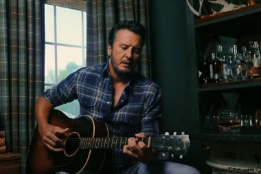Luke Bryan presenta un video para “I Liked Loving You”