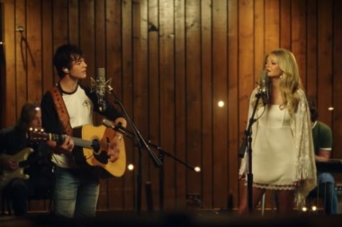 Waylon Wyatt y Carter Faith le pusieron country a una declaración de amor