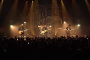 49 Winchester estrena versión en vivo de “Hillbilly Daydream” grabada en Londres
