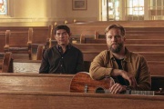 Charles Wesley Godwin presenta el video musical “Hey There Son”