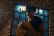 Tim McGraw y el origen de “Pawn Shop Guitar”